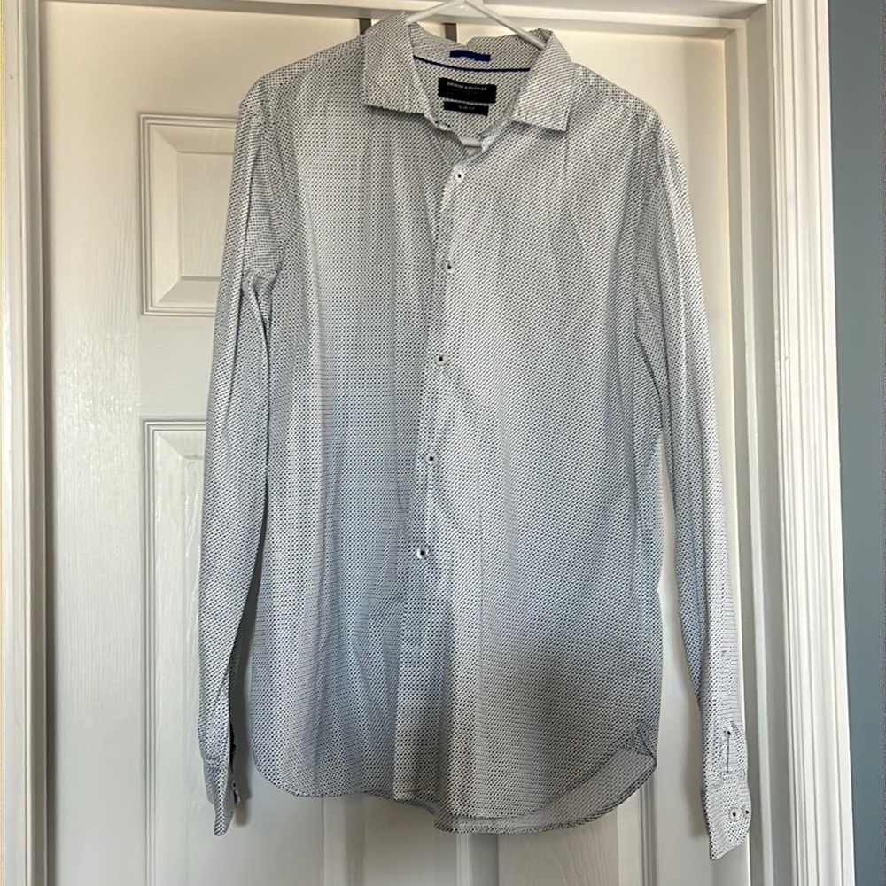 Men’s XL denim & flower button up